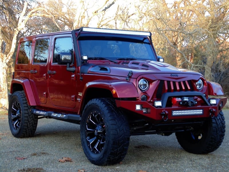 Jeep Wrangler Unlimited 4WD 4dr Sahara 2012 price $38,975