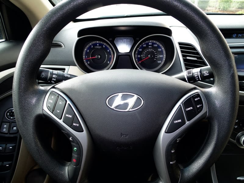 Hyundai Elantra 2015 price $7,995