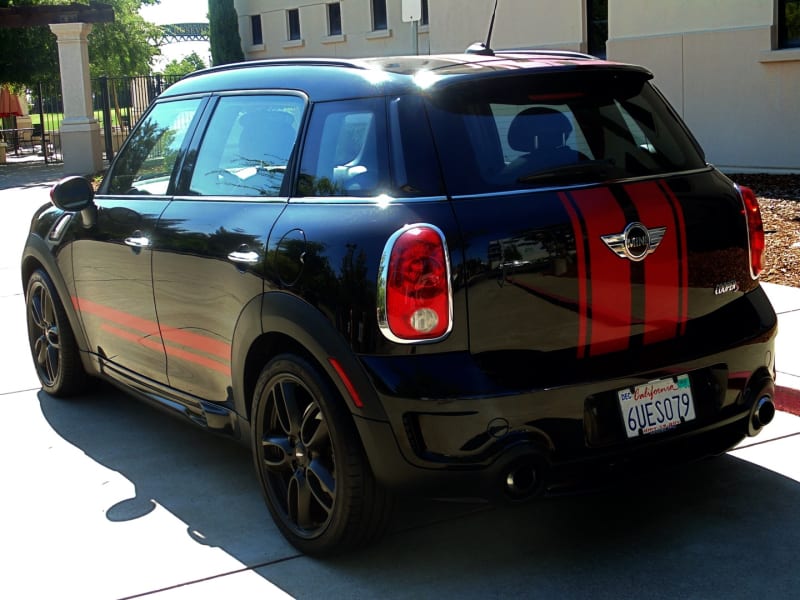 Mini Cooper Countryman S 2012 price $7,445