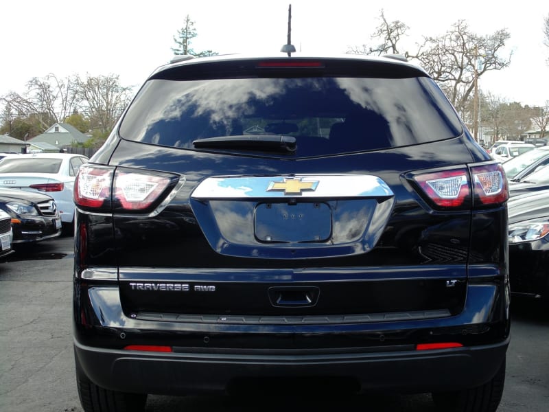 Chevrolet Traverse AWD 4dr LT w/2LT 2017 price $12,985