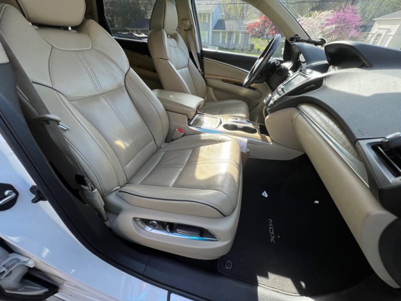 Acura MDX 2019 price $17,995