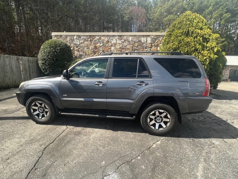 Toyota 4Runner 2004 price $7,995