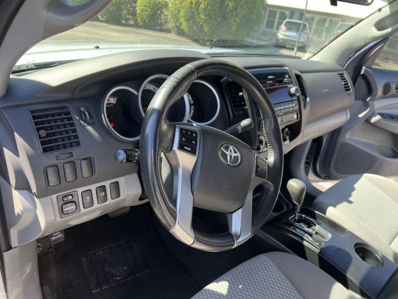 Toyota Tacoma 2012 price $15,900