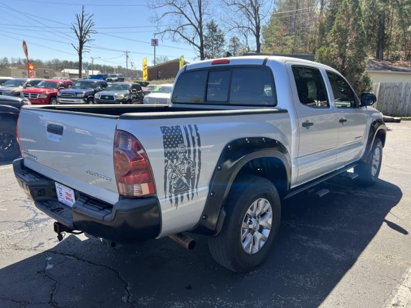 Toyota Tacoma 2012 price $15,900