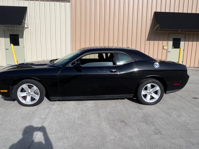 Dodge Challenger 2012 price $12,995