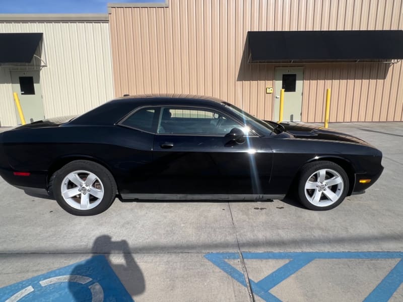 Dodge Challenger 2012 price $12,995