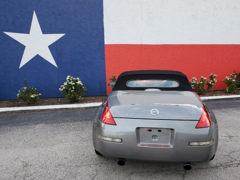 Nissan 350 Z 2004 price $5,000