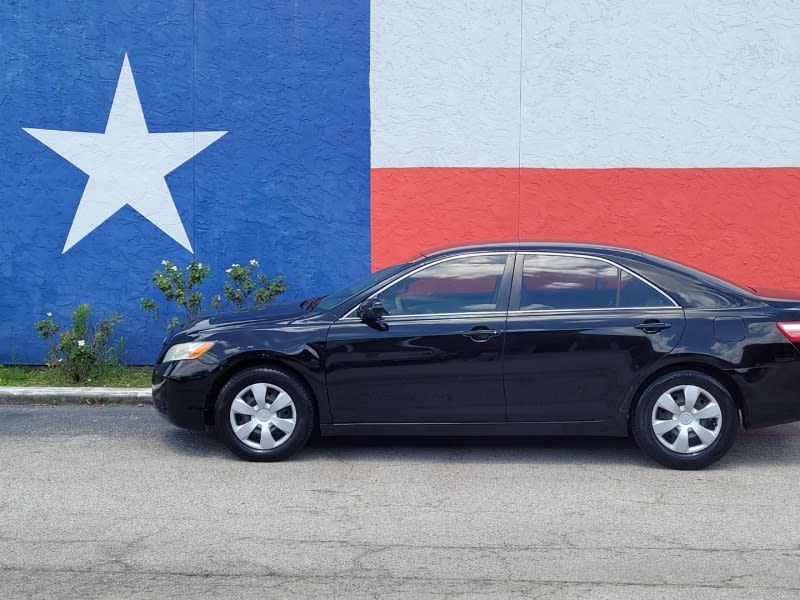 Toyota Camry 2007 price $7,200