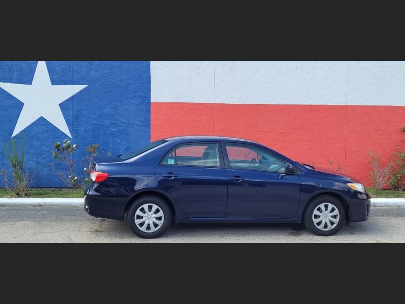 Toyota Corolla 2011 price $9,500