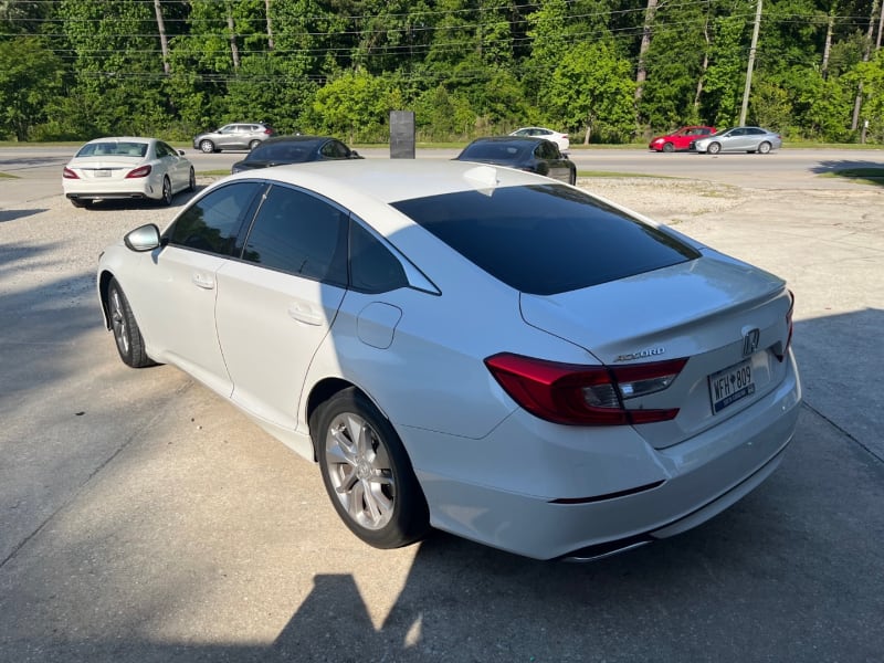 Honda ACCORD 2018 price Call for Pricing.