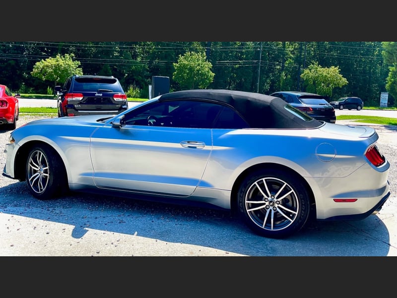 Ford MUSTANG 2020 price Call for Pricing.