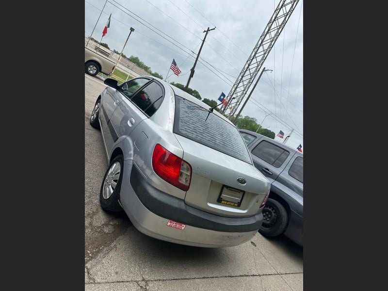 KIA RIO 2006 price $800 Down