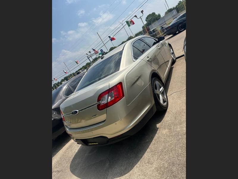 FORD TAURUS 2011 price $1,000 Down