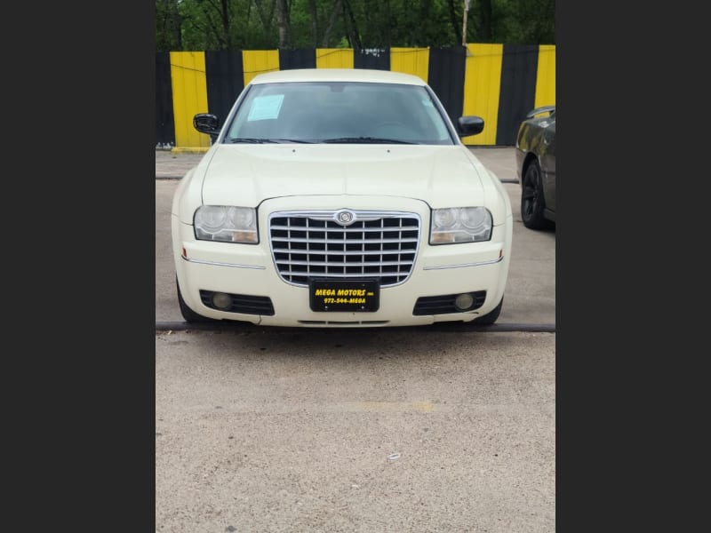 CHRYSLER 300 2010 price $1,000 Down