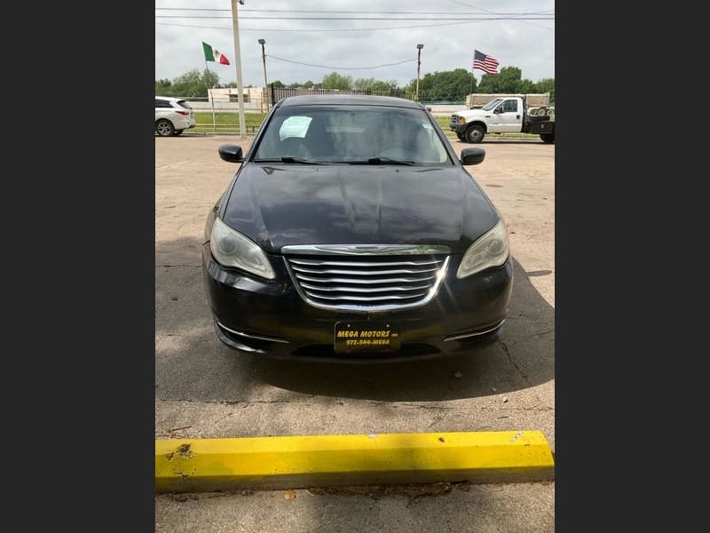 CHRYSLER 200 2012 price $1,200 Down