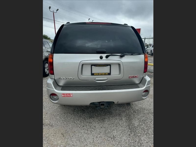 GMC ENVOY 2004 price $1,200 Down