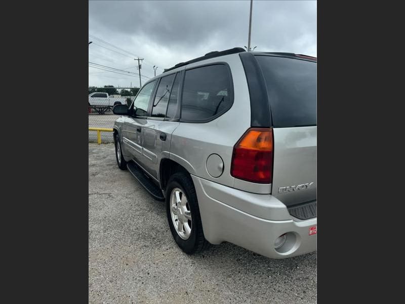 GMC ENVOY 2004 price $1,200 Down