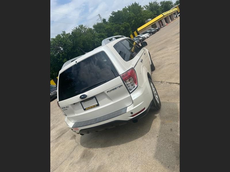 SUBARU FORESTER 2011 price $1,500 Down