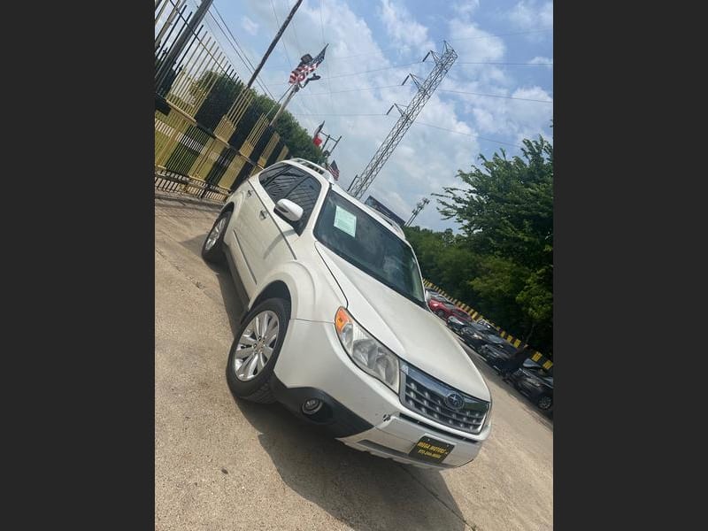 SUBARU FORESTER 2011 price $1,500 Down