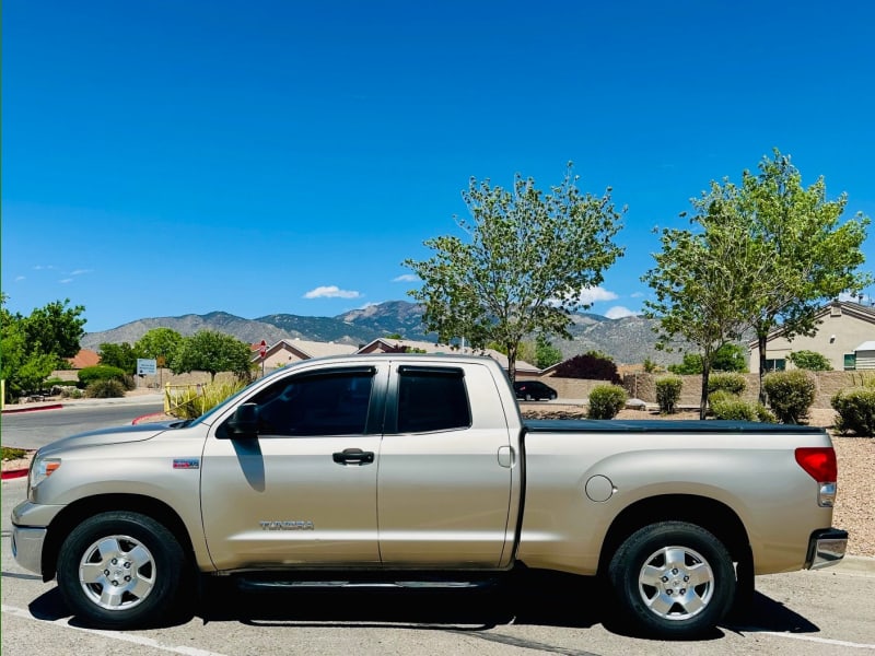 Toyota Tundra 2008 price $14,950