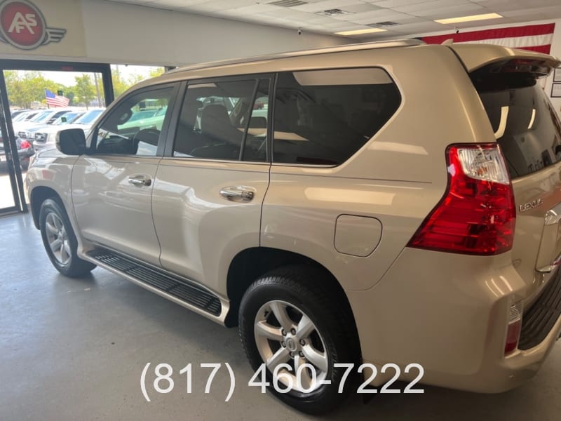 Lexus GX 460 2010 price $17,998