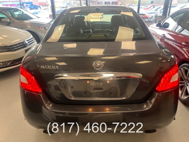 Nissan Maxima 2010 price $10,998