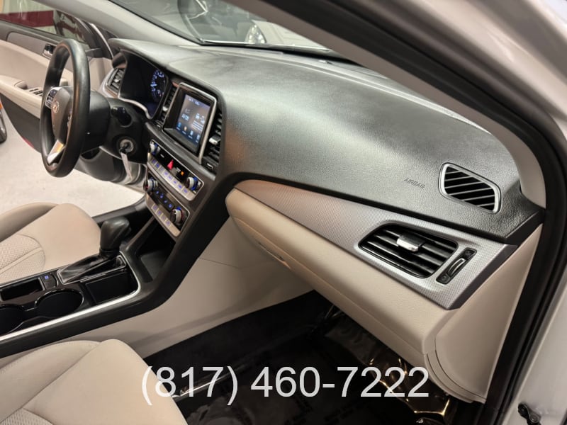 Hyundai Sonata 2019 price $10,998