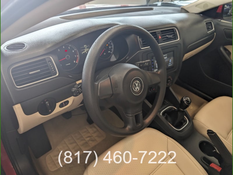 Volkswagen Jetta Sedan 2014 price $8,998