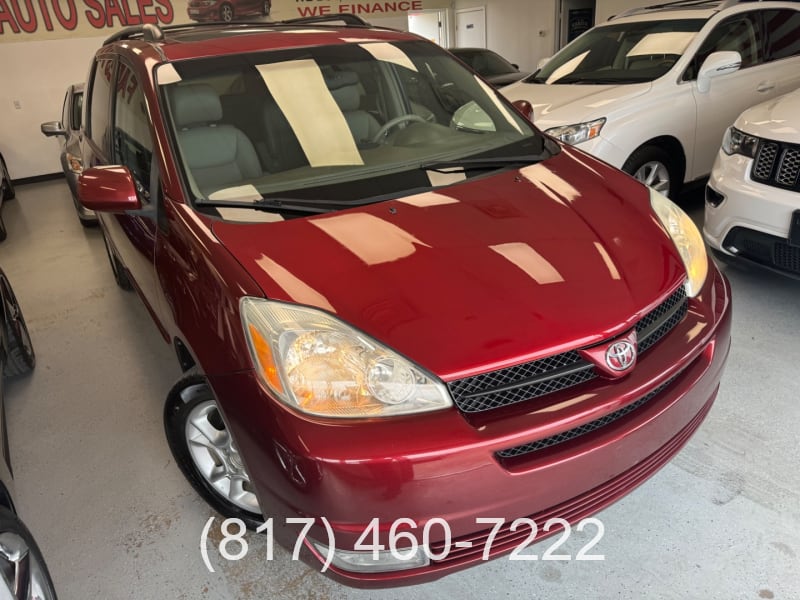 Toyota Sienna 2005 price $6,998