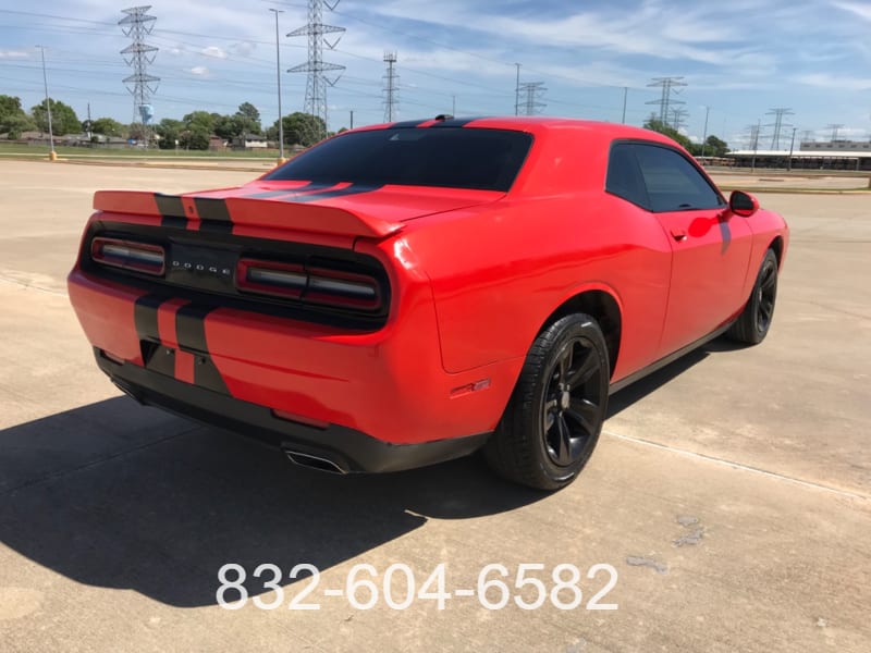 DODGE CHALLENGER 2019 price $17,995