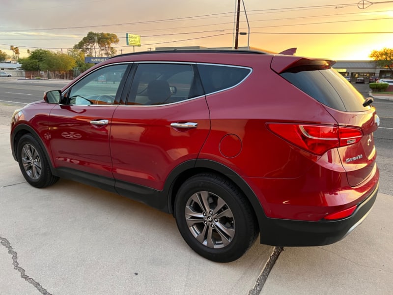 Hyundai Santa Fe 2013 price $8,500