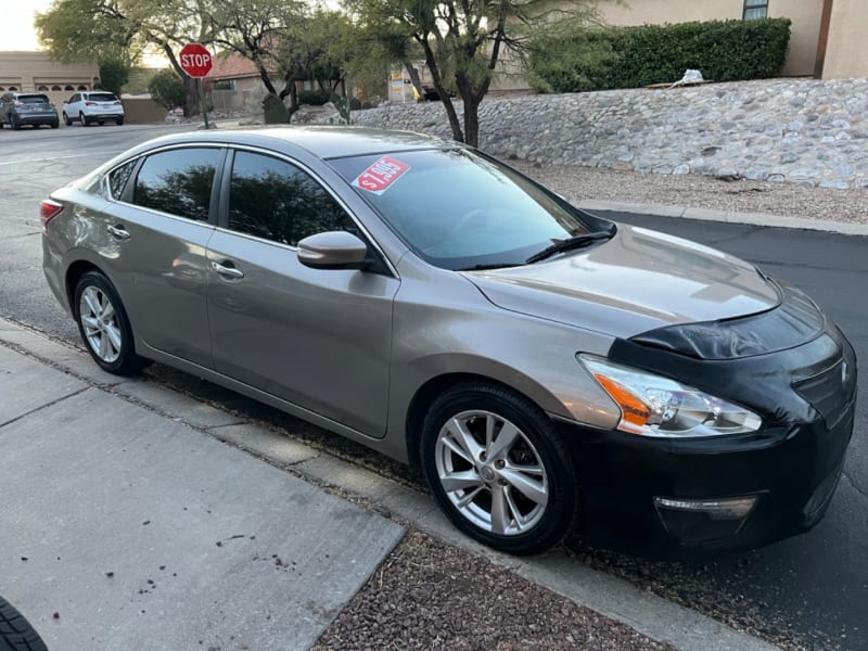 Nissan Altima 2013 price $6,990