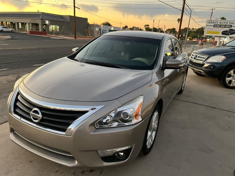 Nissan Altima 2013 price $6,990