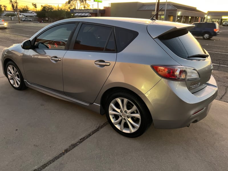 Mazda Mazda3 2011 price $6,990