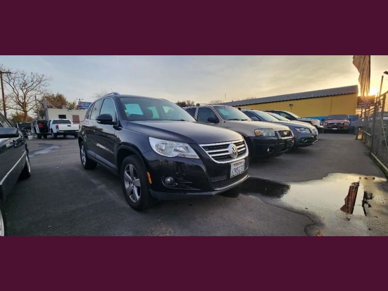 VOLKSWAGEN TIGUAN 2010 price $7,475