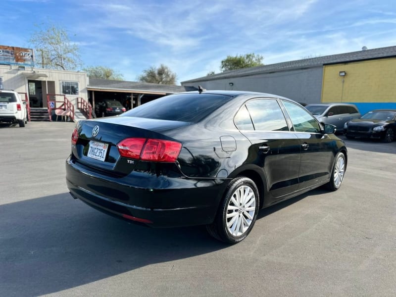 VOLKSWAGEN JETTA 2013 price $6,975