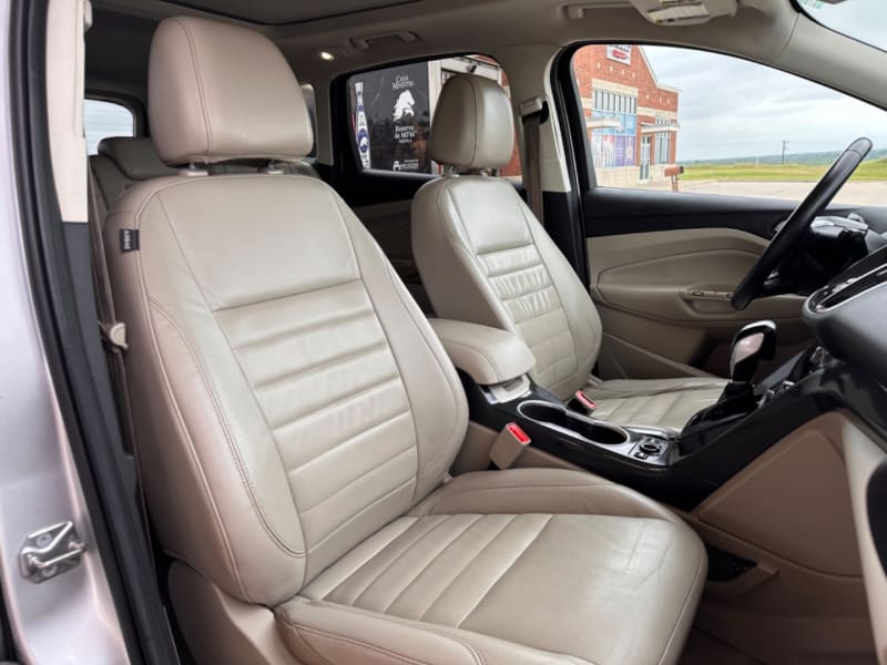 Ford Escape 2015 price $11,997