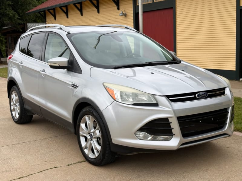 Ford Escape 2015 price $11,997