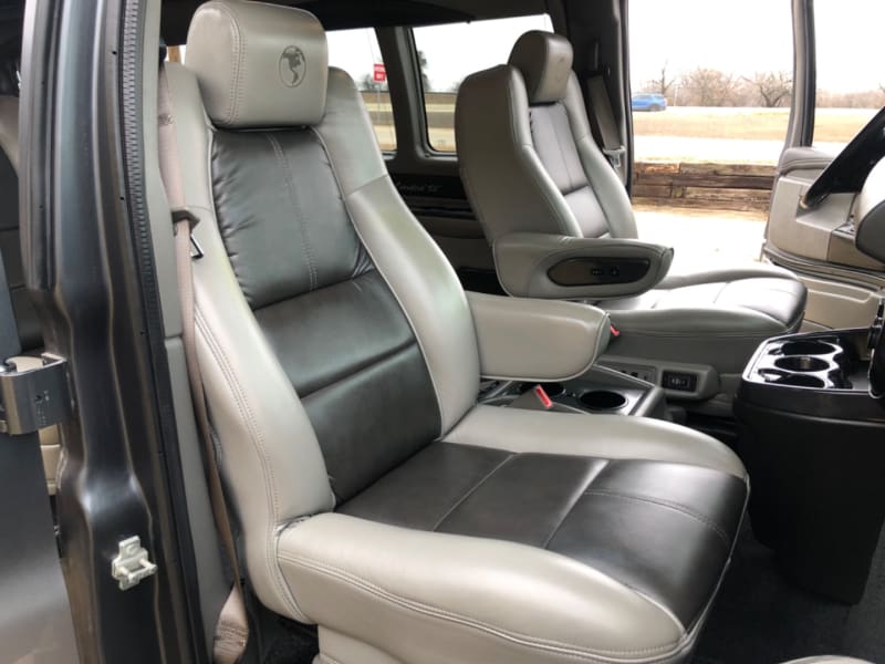 Chevrolet Express Passenger 2017 price $54,997