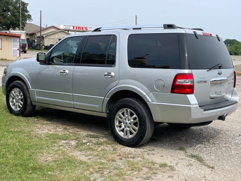 Ford Expedition 2012 price $15,997