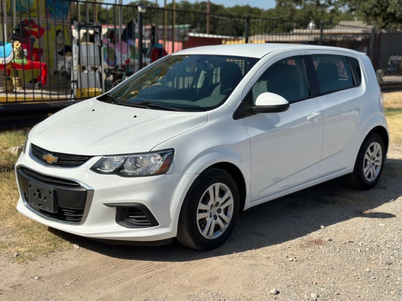 Chevrolet Sonic 2017 price $15,997