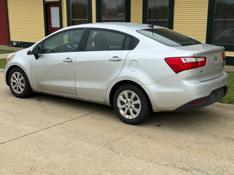 Kia Rio 2014 price $4,000