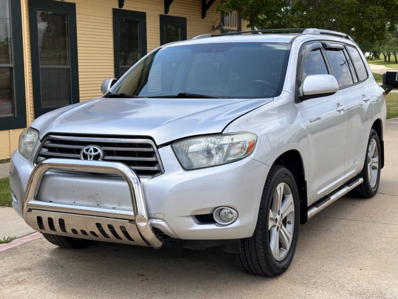 Toyota Highlander 2008 price $15,997