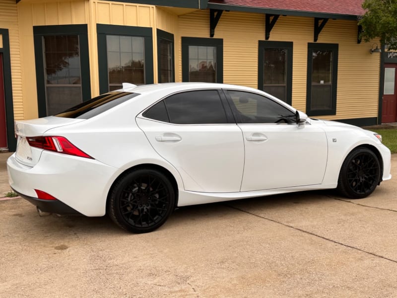 Lexus IS 350 2014 price $21,997