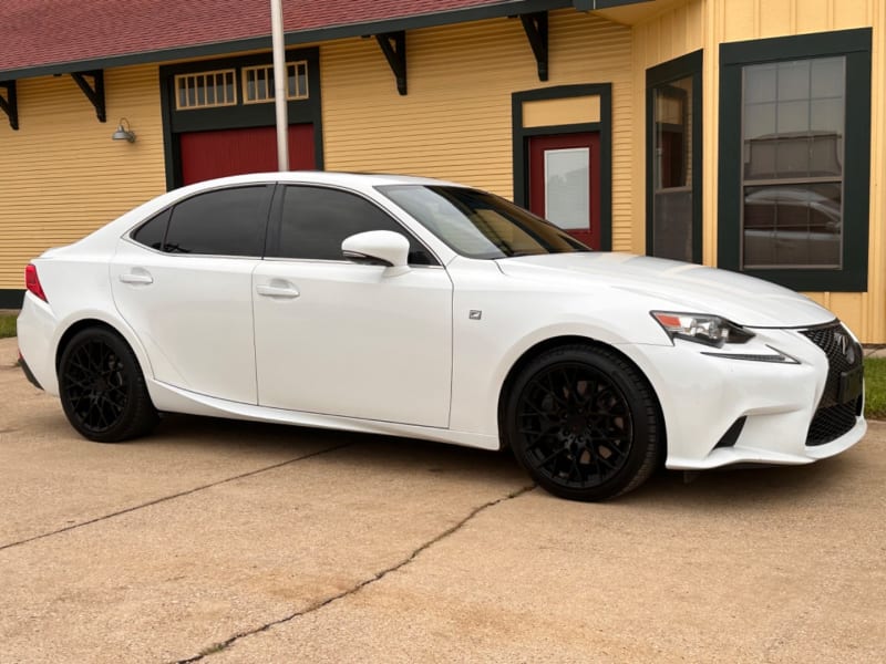 Lexus IS 350 2014 price $21,997