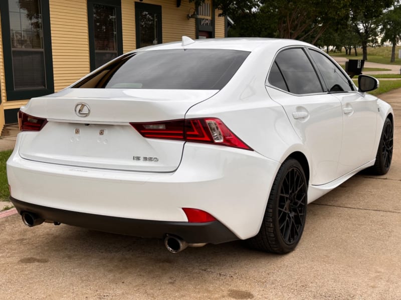 Lexus IS 350 2014 price $21,997