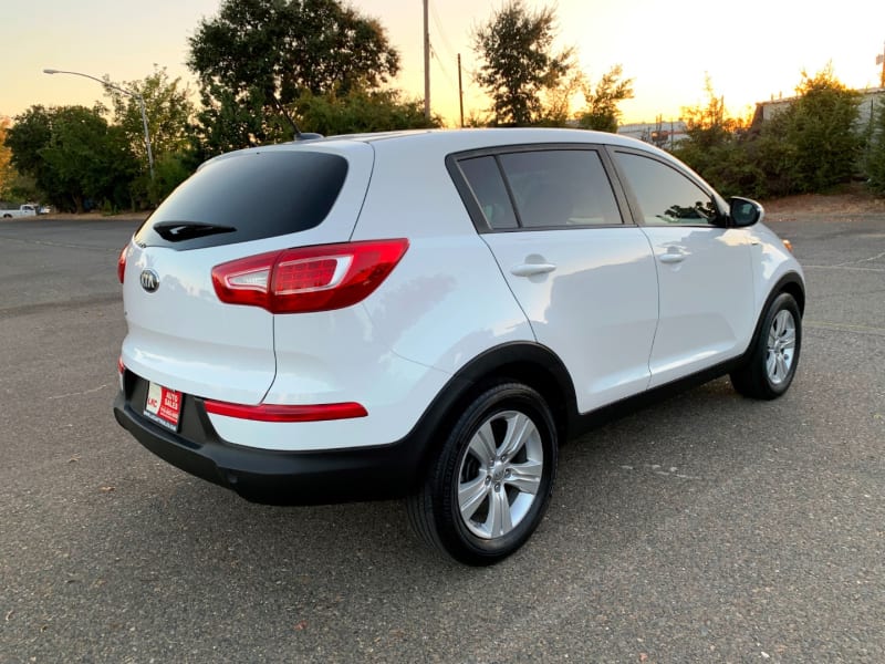 Kia Sportage 2013 price $8,850