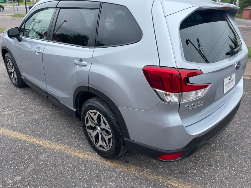 Subaru Forester 2020 price $26,999