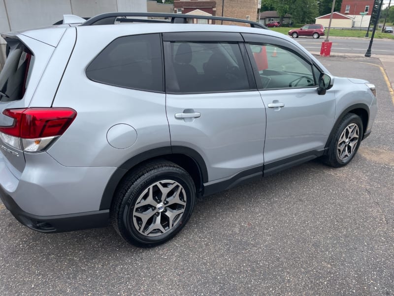 Subaru Forester 2020 price $23,999