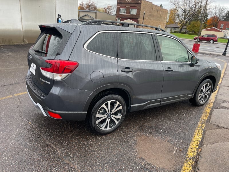 Subaru Forester 2022 price $27,999